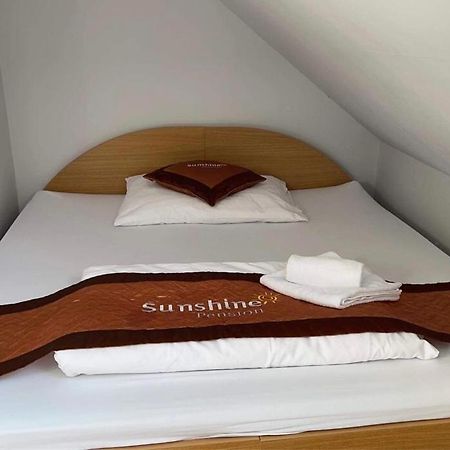 Sunshine Pension Karlovy Vary Ngoại thất bức ảnh