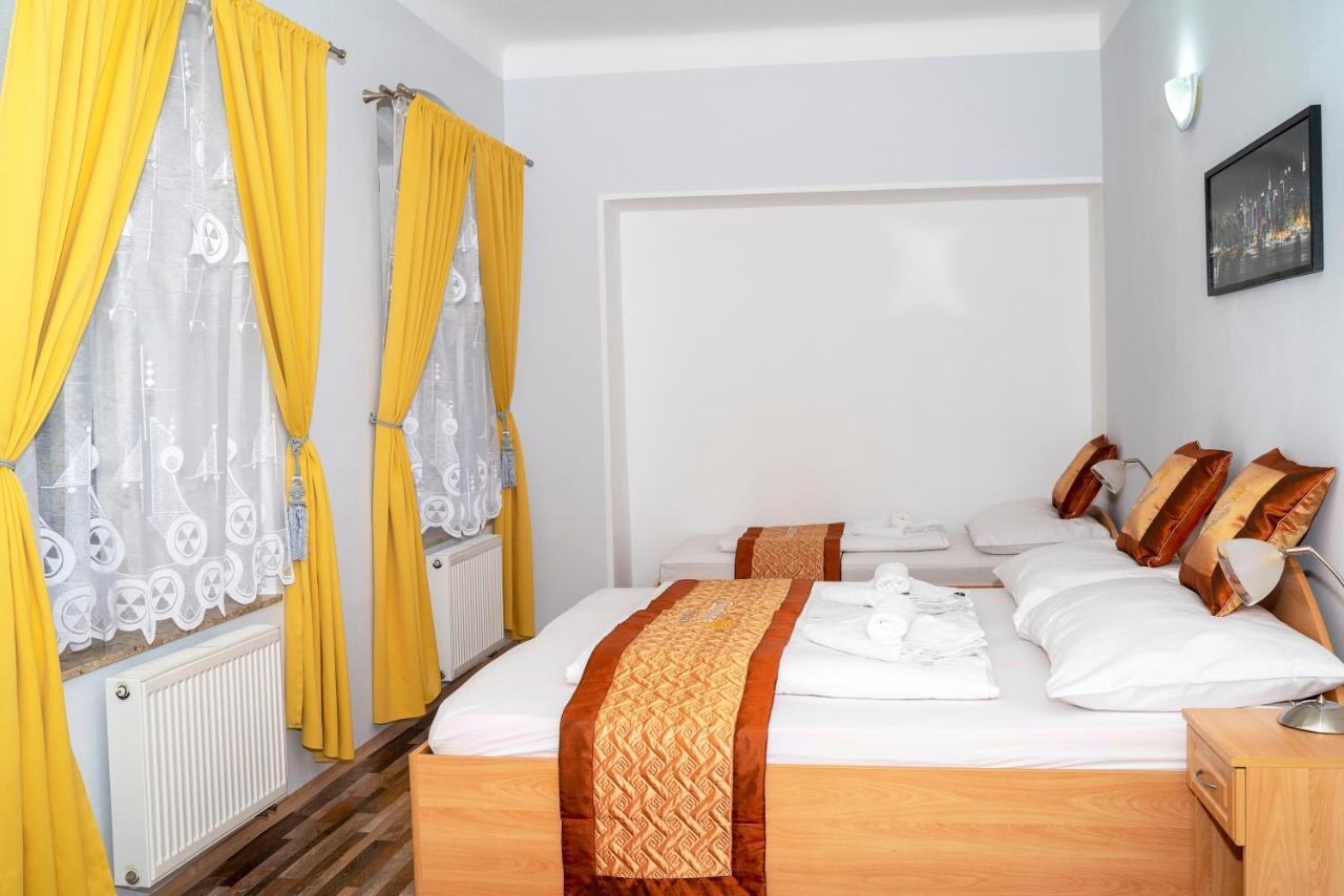 Sunshine Pension Karlovy Vary Ngoại thất bức ảnh