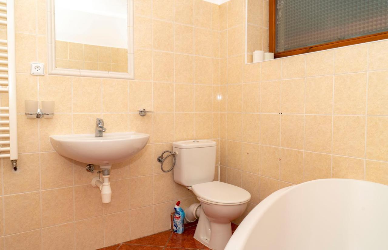 Sunshine Pension Karlovy Vary Ngoại thất bức ảnh